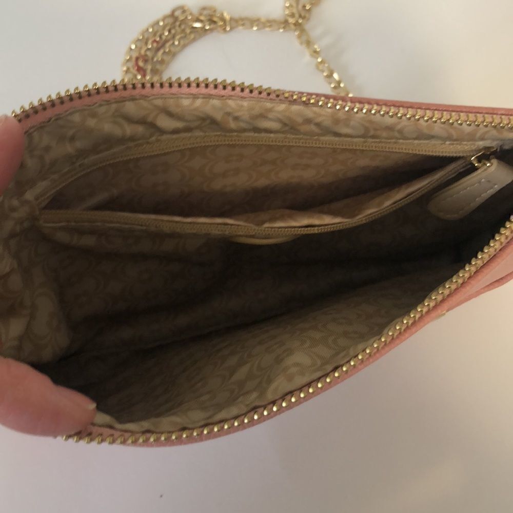 Women’s C Pink Crossbody Purse - Picture 4 of 8